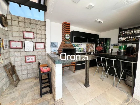 Imagem Sobrado à venda, 324 m² por R$ 1.700.000,00 - Loteamento Portal do Sol I - Goiânia/GO