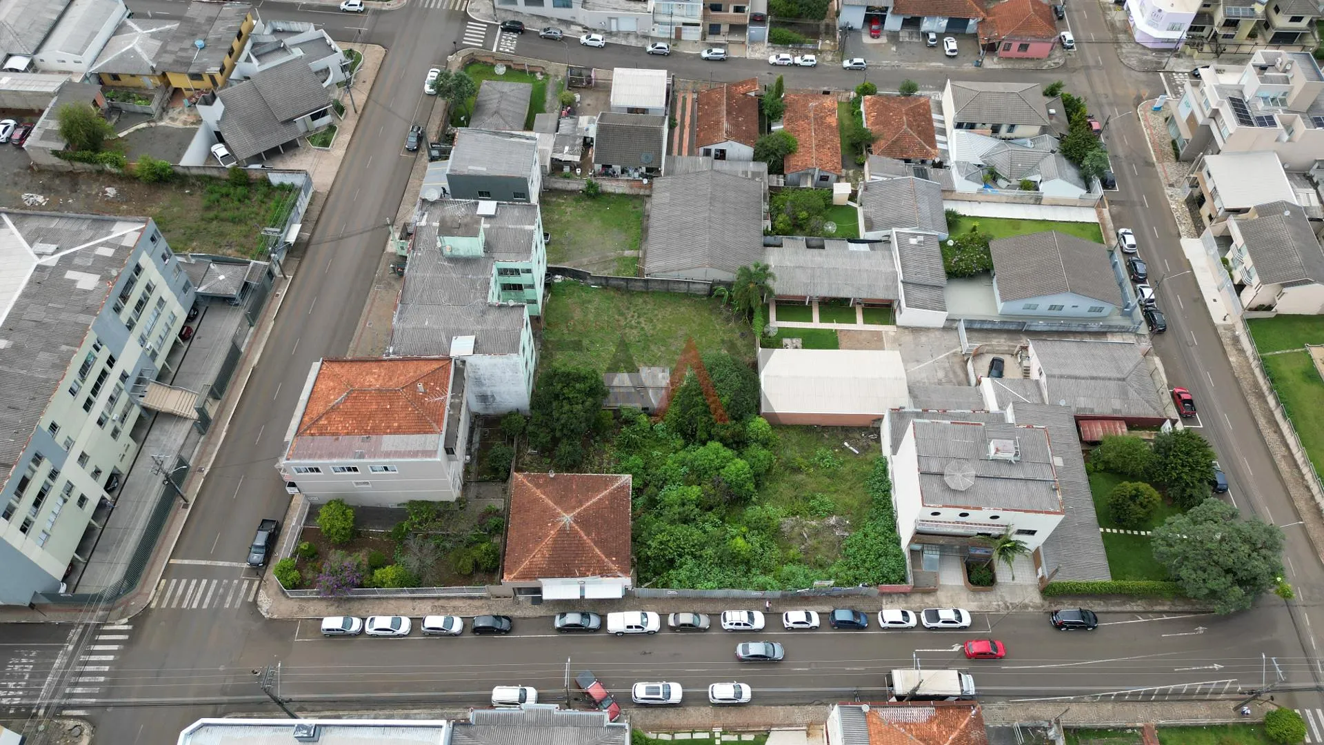 Imagem Excelente terreno à venda no Centro da cidade de Guarapuava PR