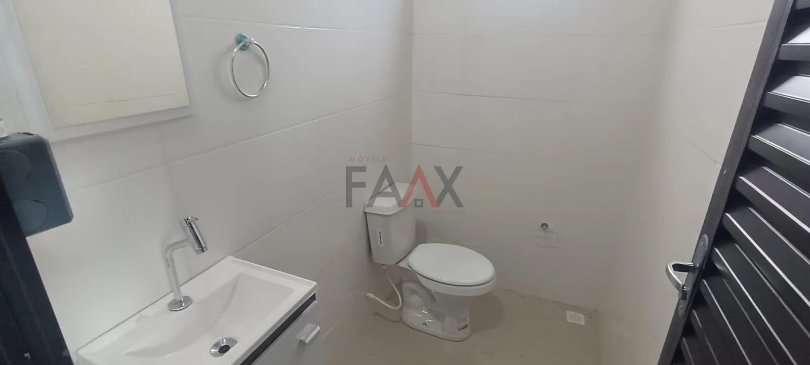 Imagem Barracão Comercial de 11,5 x 25 m com Mezanino no Bairro Conradinho