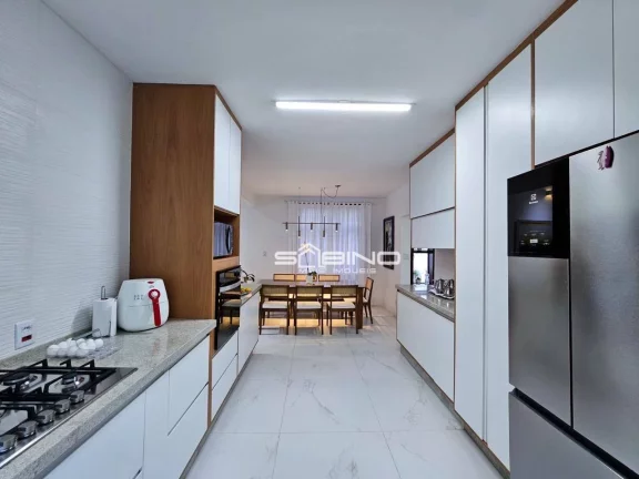 Imagem Casa à venda com 4 dormitórios 2 suítes 275m² de área útil, na Riviera de São Lourenço - Bertioga SP