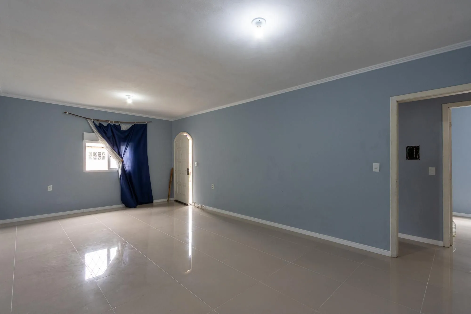 Imagem Terreno com 2 casas, 4 quartos, 1 suite - Bairro Cavalhada
