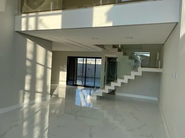 Imagem Casa à venda 3 Quartos, 3 Suites, 300M², Bairro do Grama, Caçapava - SP | Condomínio Terras do Vale