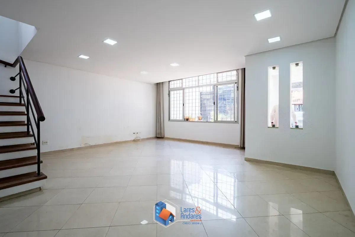 Imagem Casa de vila para venda em Campo Belo com 3 quartos, sendo 3 suítes, 172m²