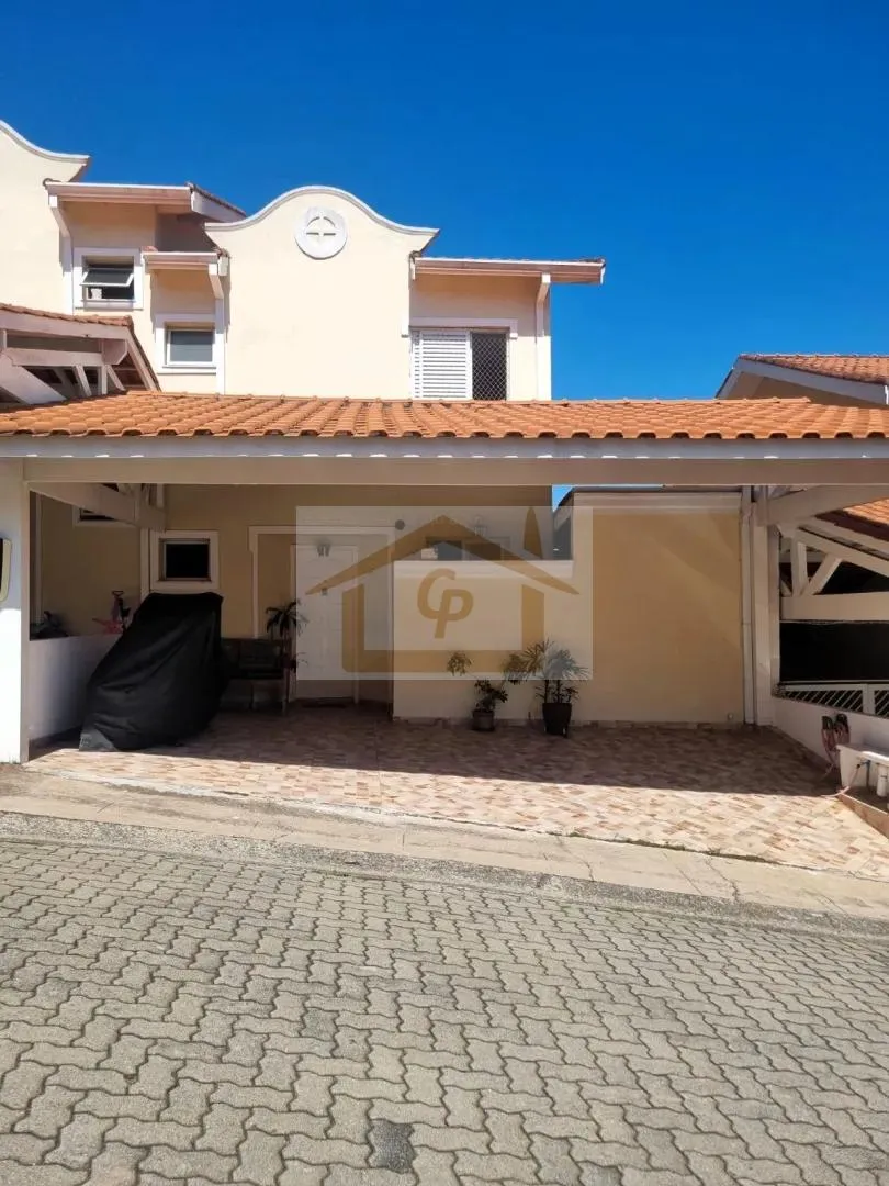 Imagem Casa com 3 Quartos, Quintal e 3 Vagas