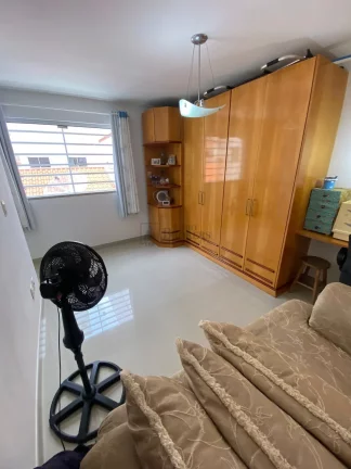 Imagem Sobrado modelo triplex, mobiliado, com área para festas em familia e reunião de
