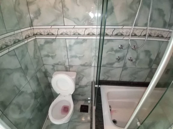 Imagem Lindo sobrado com 142m², Desocupado, no Jarí - Viamão