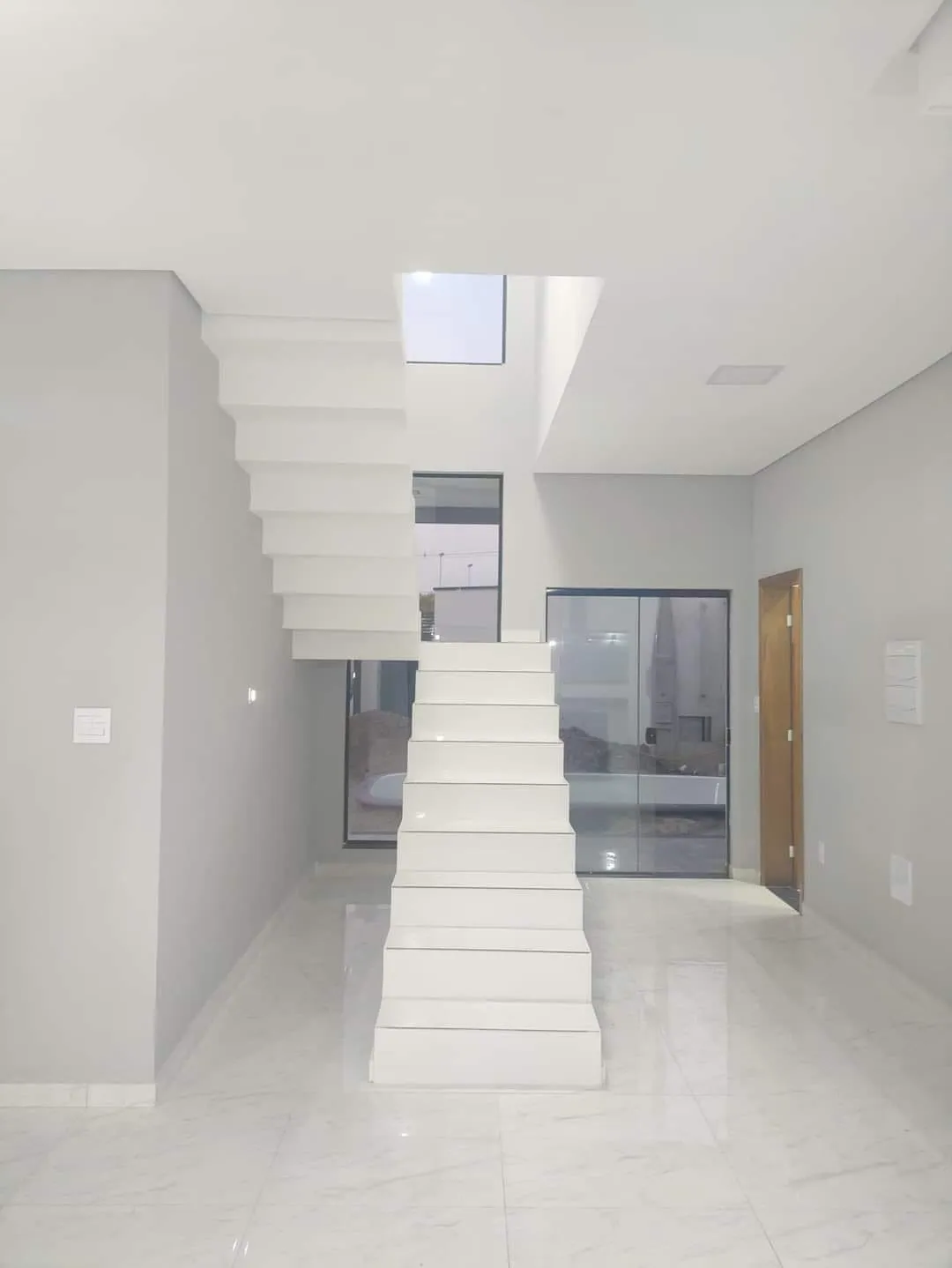 Imagem Casa à venda 3 Quartos, 1 Suite, 2 Vagas, 175.06M², Res. Santa Clara, Pindamonhangaba - SP
