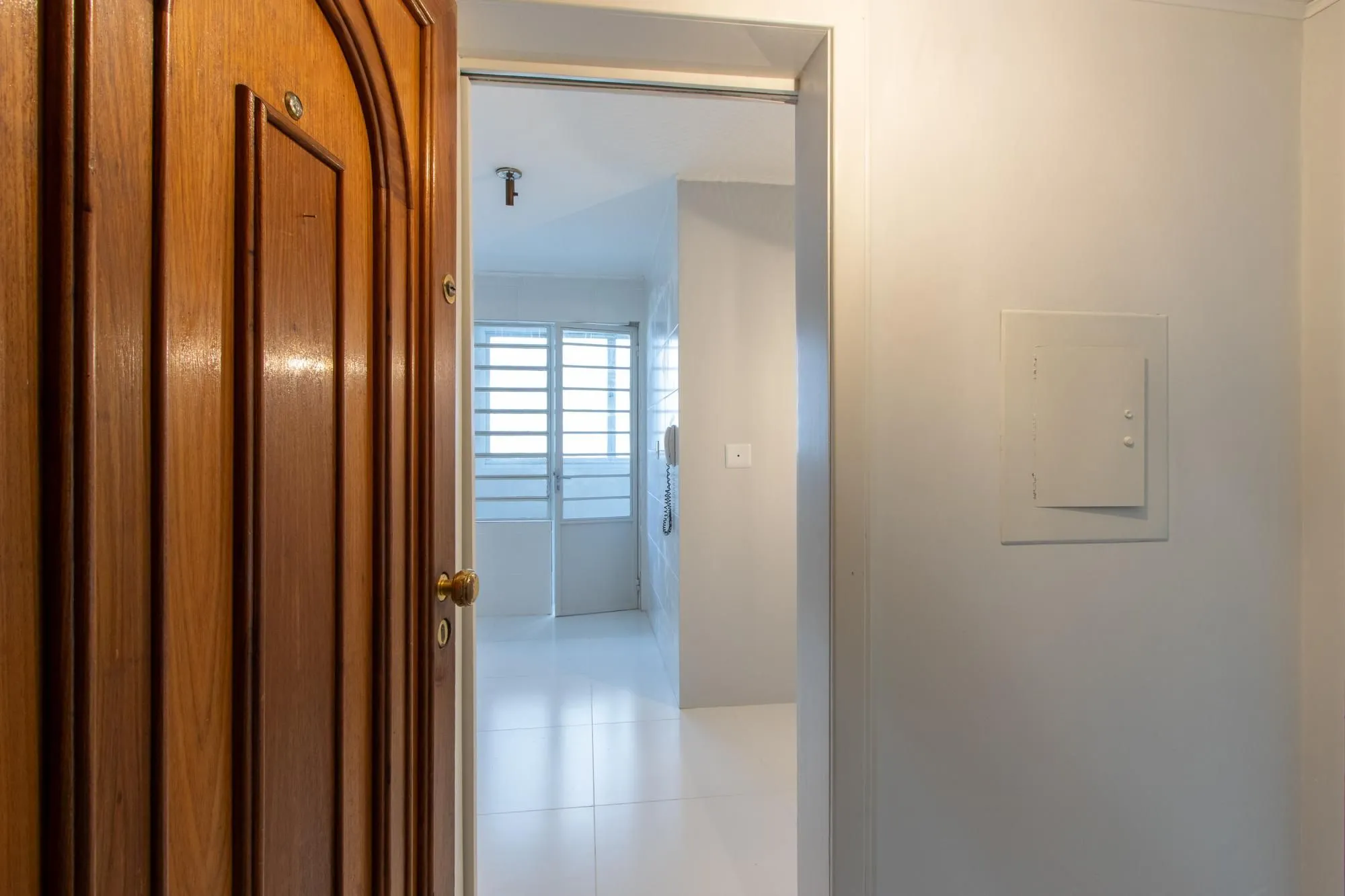 Imagem Apartamento 3 quartos, reformado, condomínio com infraestrutura - Bairro Cristal