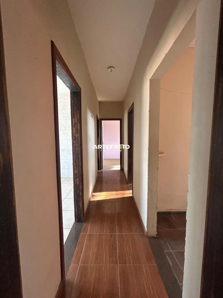 Imagem Casa à venda em Franca, Jardim Aeroporto II, com 8 quartos, 240m2