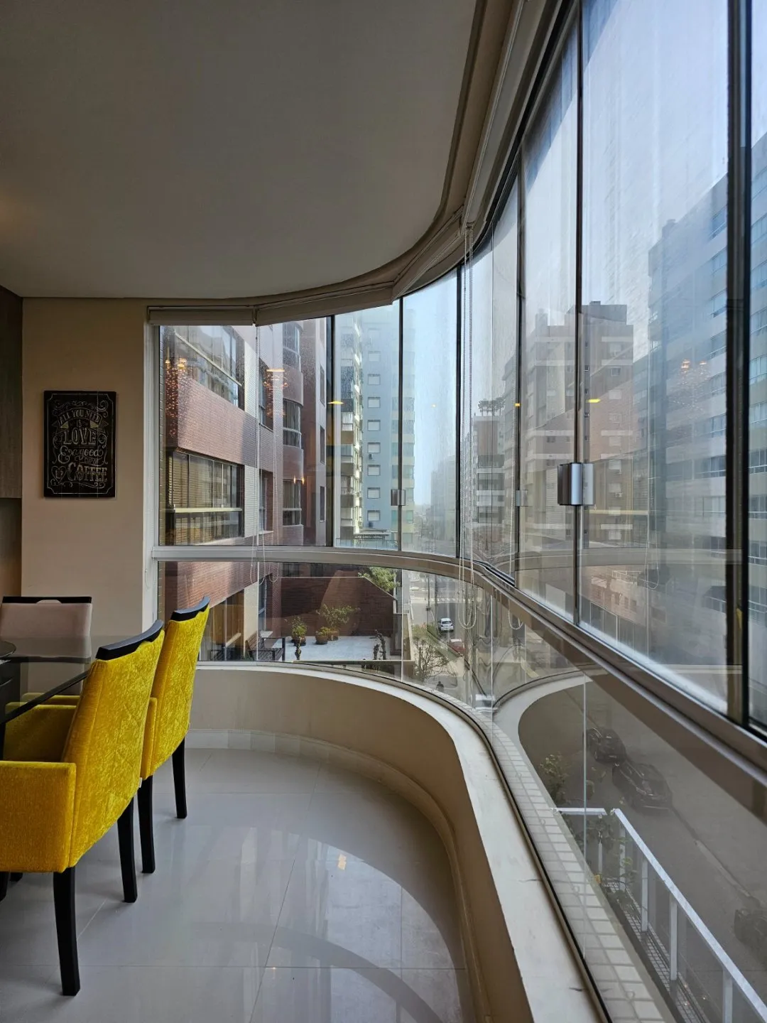 Imagem Apartamento Mobiliado, CAPAO DA CANOA - Suite e Piscina aquecida.
