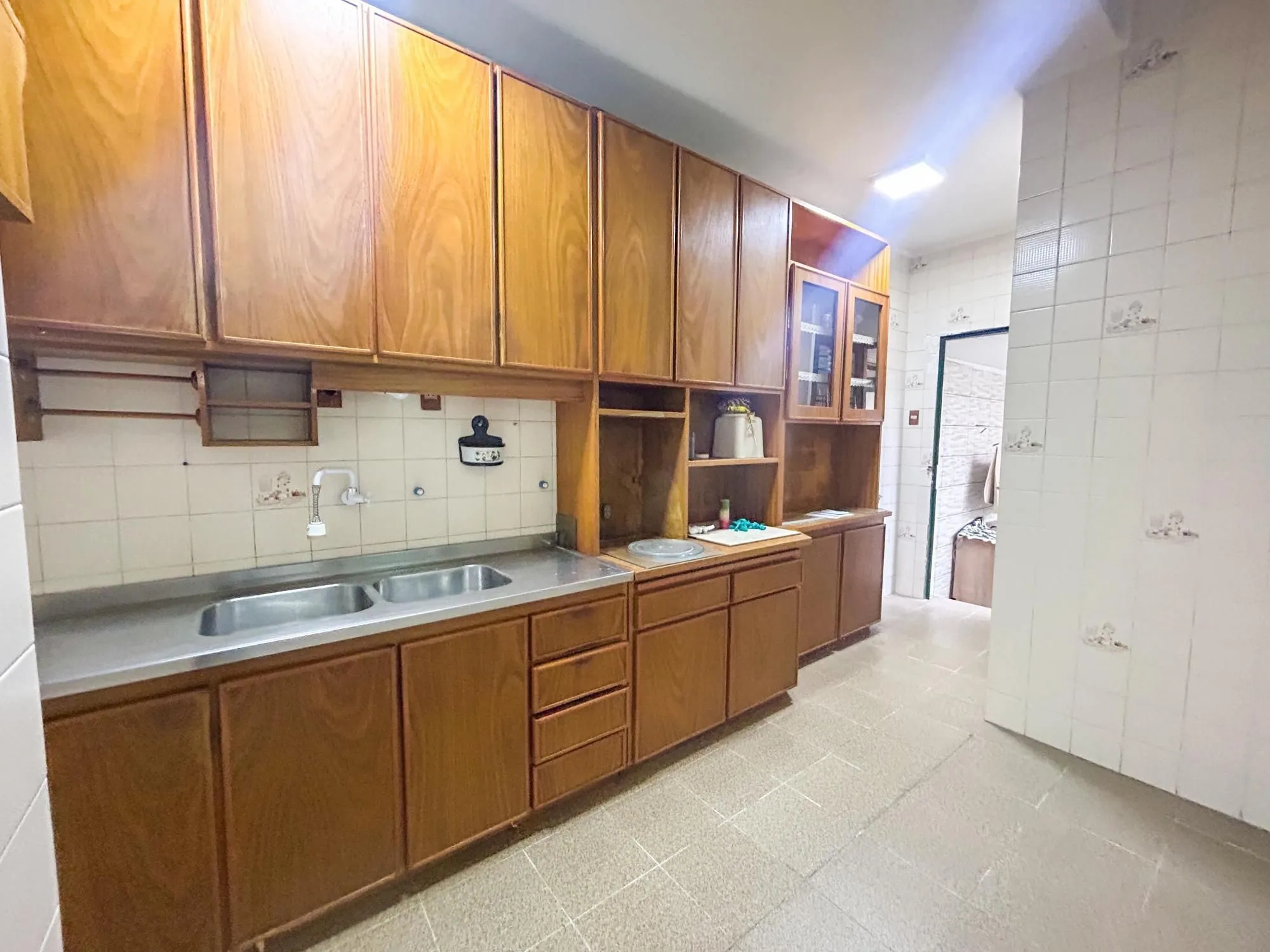 Imagem Casa Residencial com 3 Quartos, sendo 1 suíte e 3 Banheiros, no Bairro Santa Teresa em Porto Alegre, RS
