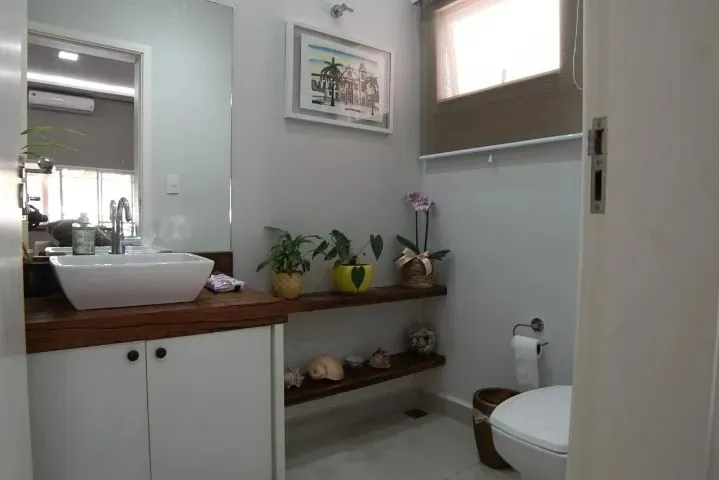 Imagem Casa de Alto Padrão à Venda no Condomínio Palmeiras Imperiais ? 3 Suítes, Piscina Aquecida e Área Gourmet
