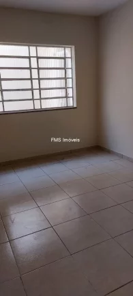 Imagem Casa comercial para locação na Vila Olímpia, São Paulo-SP: 4 quartos, 2 salas, 2 vagas de garagem!