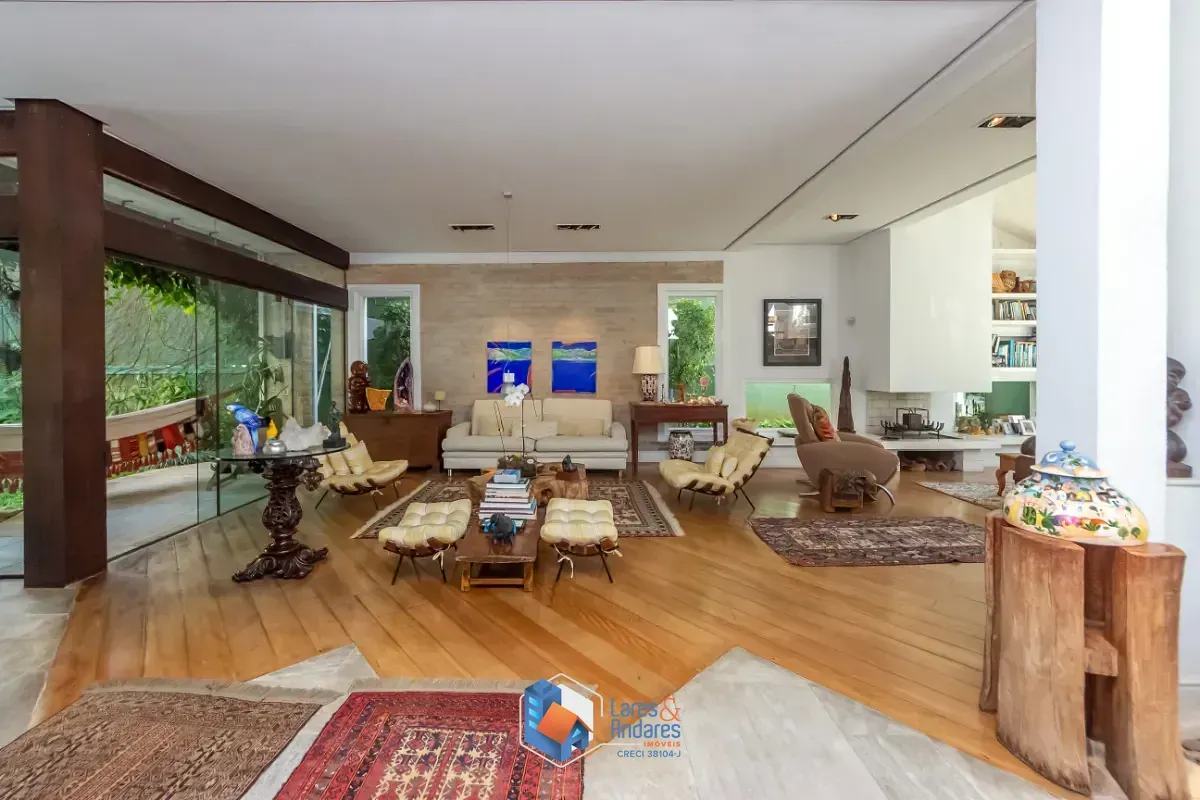 Imagem Casa para venda em Jardim dos Estados com 4 quartos, sendo 2 suítes, 389m²