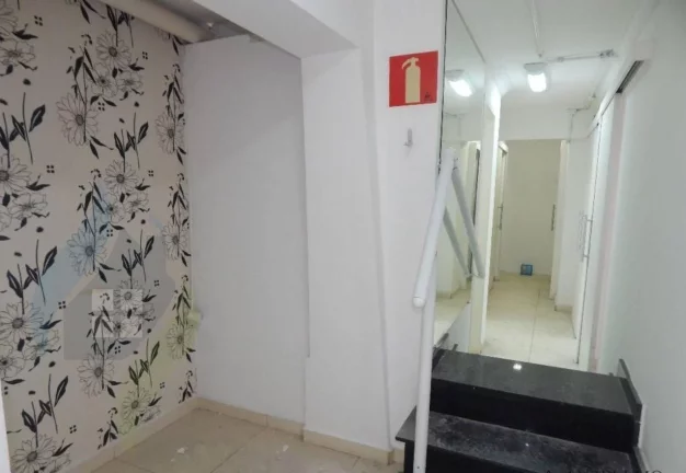 Imagem Sala comercial de 1 sala, 6 banheiros, 1 vaga, com 190,00 m² em Centro, São Bernardo do Campo