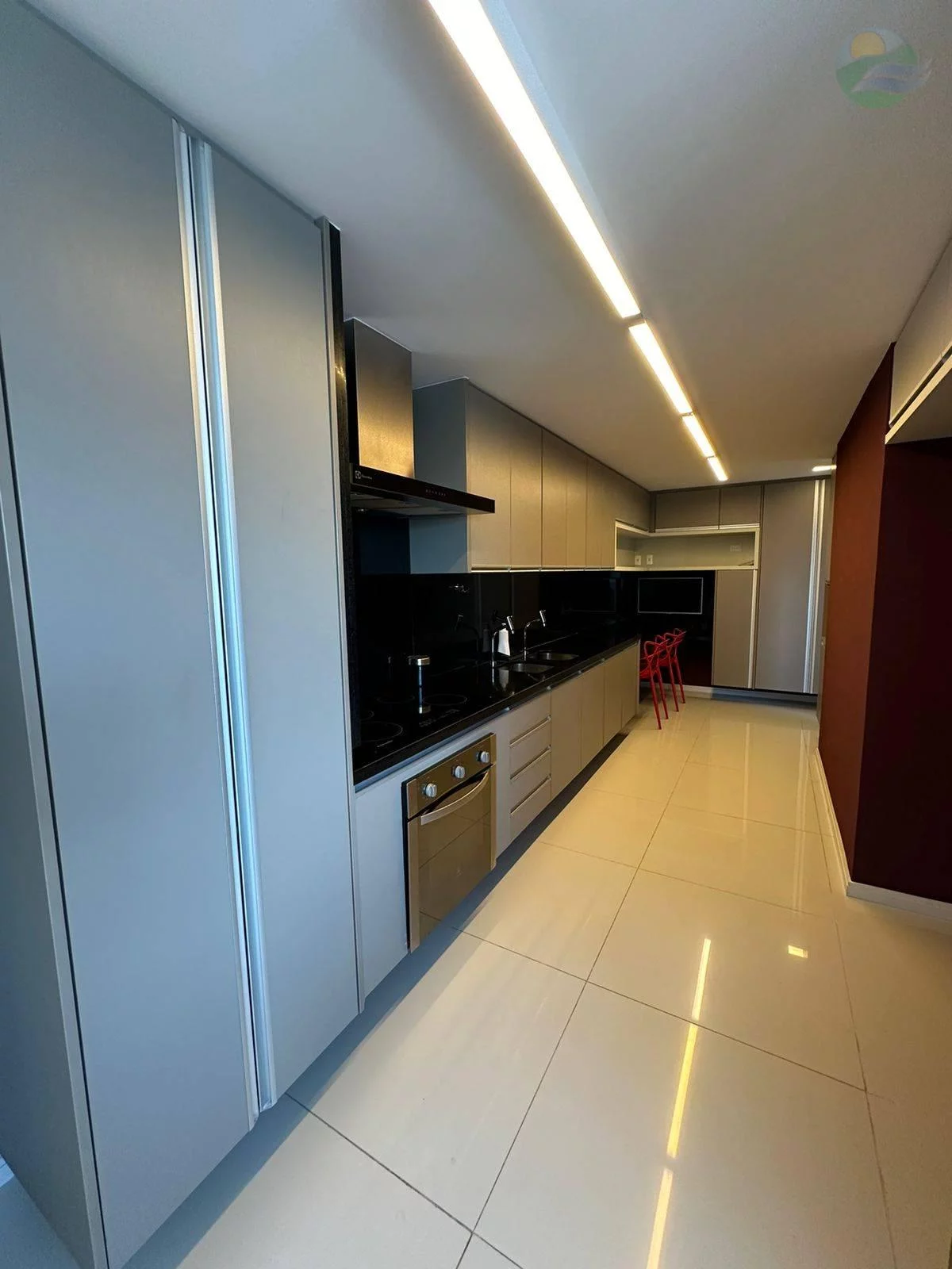 Imagem Apartamento Luxo com 03 suites, para venda, Pina, Recife.