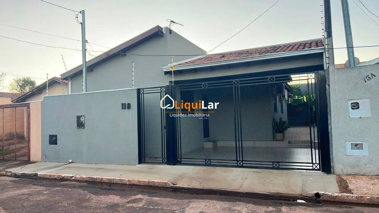 Foto do imóvel Condomínio Cora Carolina | Casa Reformada, 2 Quartos, Suíte, Área Gourmet e Energia Solar