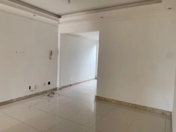 Imagem Casa no sim 5 quartos sendo 2 suites.