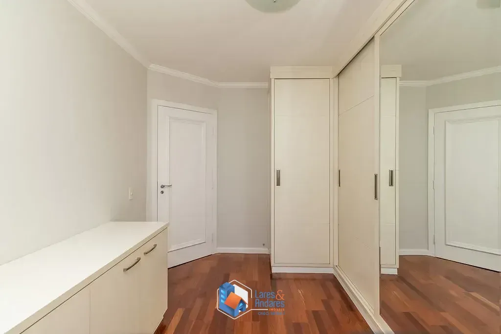 Imagem Casa em Condomínio à venda 4 Quartos 2 Suites 3 Vagas 320M² Jardim Cordeiro São Paulo - SP