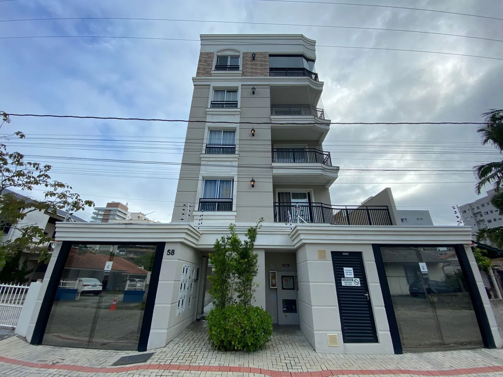 Foto do imóvel Apartamento à venda com 67m2 por R$ 1.150.000,00