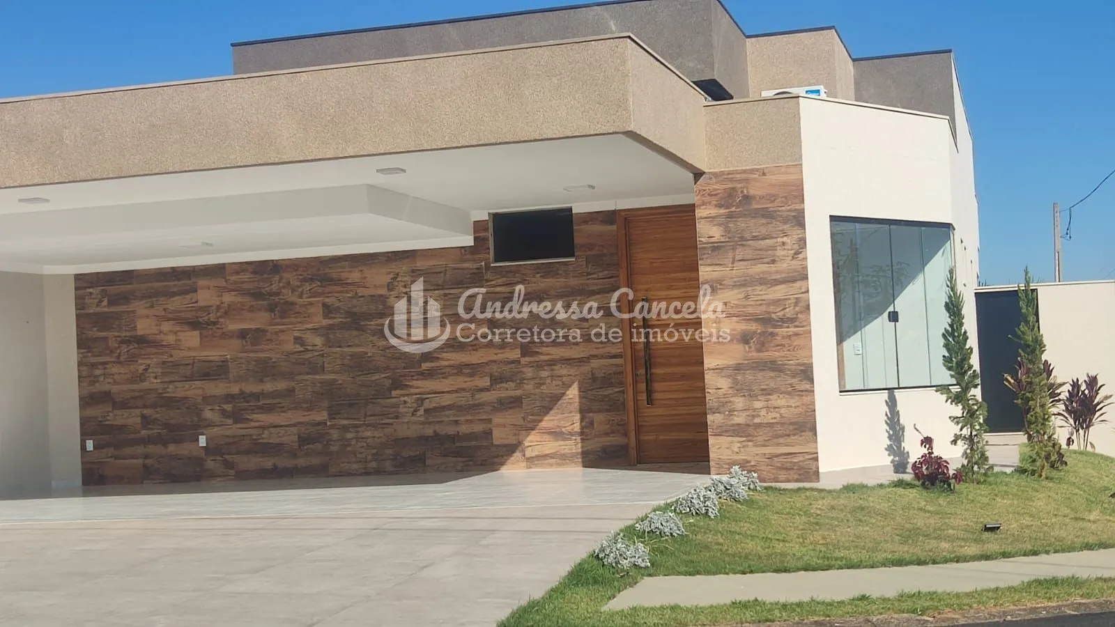 Foto do imóvel Village Mirassol III - Casa com 3 dormitórios à venda, 191 m² por R$ 1.300.000,00 - VILLAGE DAMHA MIRASSOL III em Village Mirassol III, Mirassol - SP