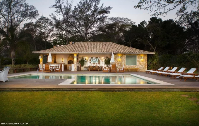 Imagem Casa Frente Mar para Temporada em Armação dos Búzios / RJ no bairro Manguinhos
