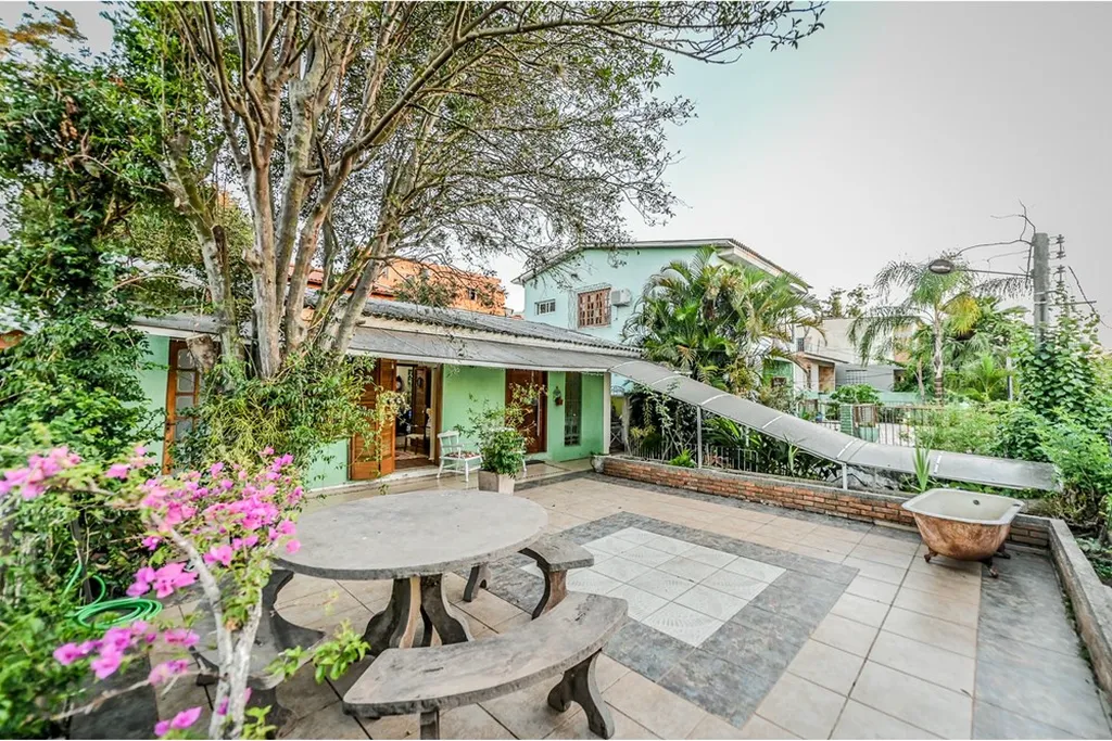 Imagem Casa de Condomínio em Santa Tereza