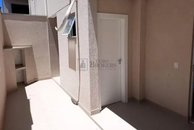 Imagem Sobrado triplex no Centro de Balneário Camboriú.