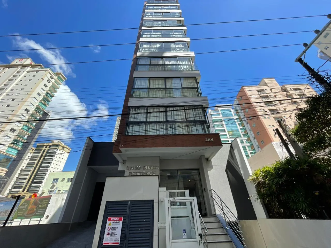 Foto do imóvel Apartamento à venda com 98.8m2 por R$ 2.130.000,00