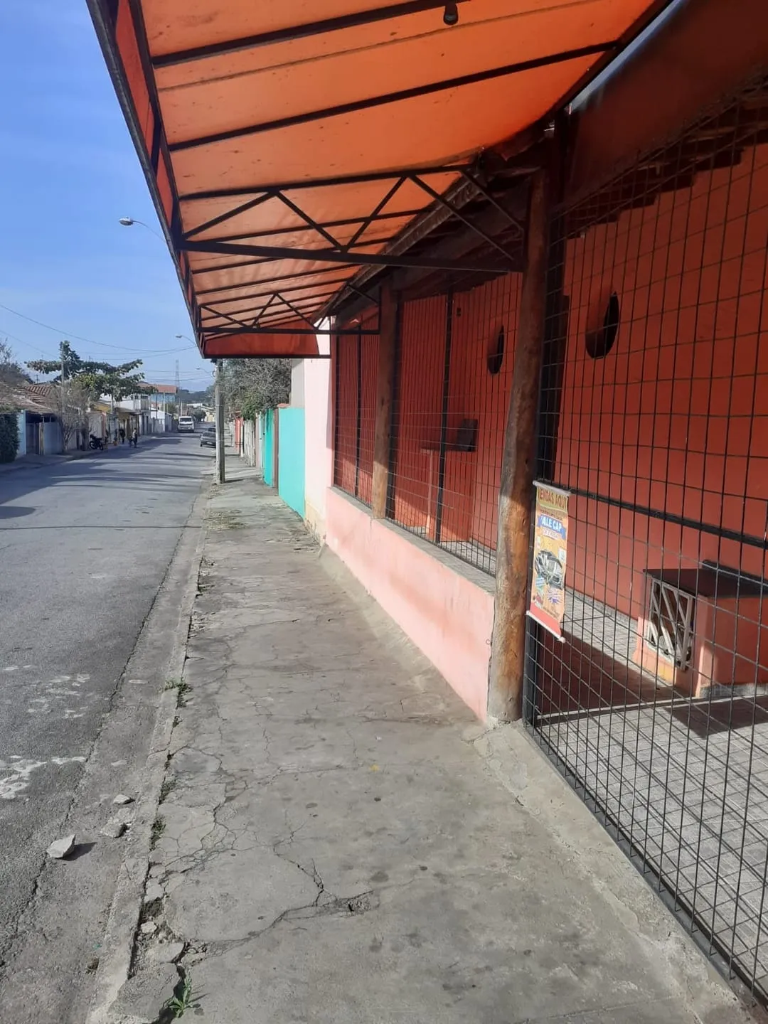 Imagem Casa à venda 2 Quartos, 1 Vaga, 357M², Jardim Cristina, Pindamonhangaba - SP
