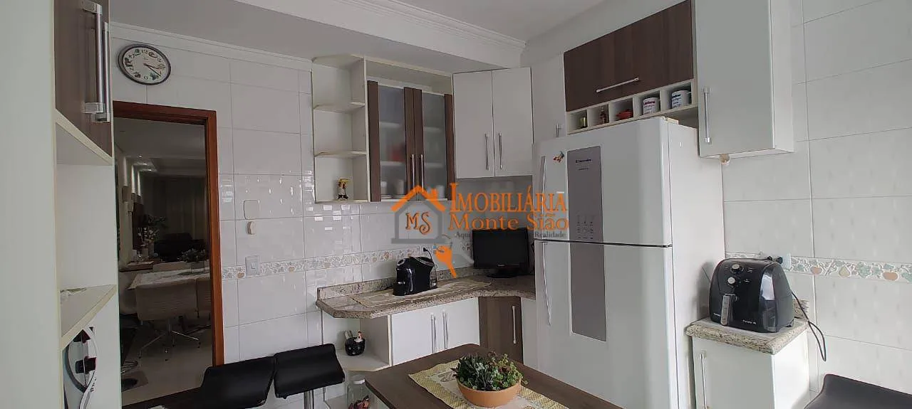 Imagem Sobrado com 3 dormitórios à venda, 165 m² por R$ 777.000,00 - Jardim Santa Clara - Guarulhos/SP