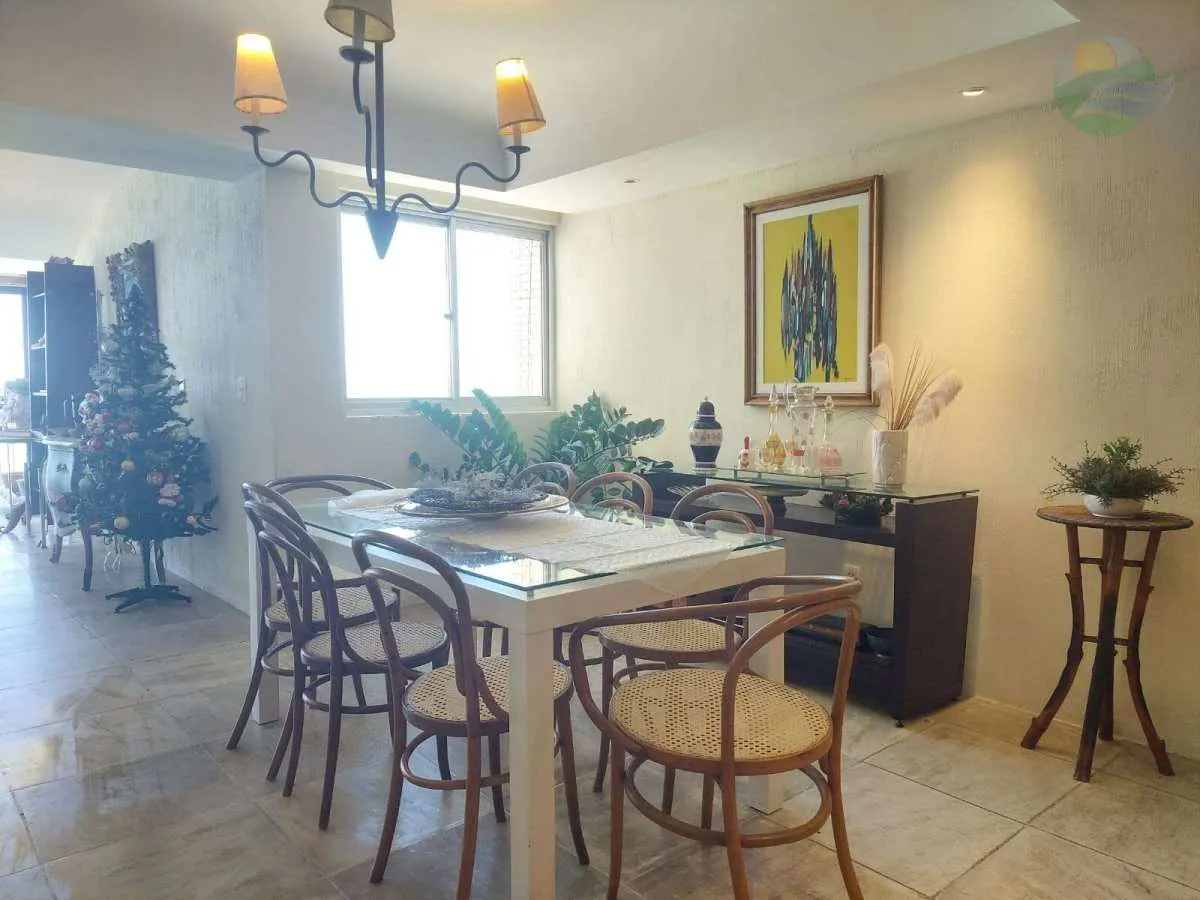 Imagem Apartamento com 3 quartos, andar alto, calçadão de Piedade, em Jaboatão dos Guararapes.
