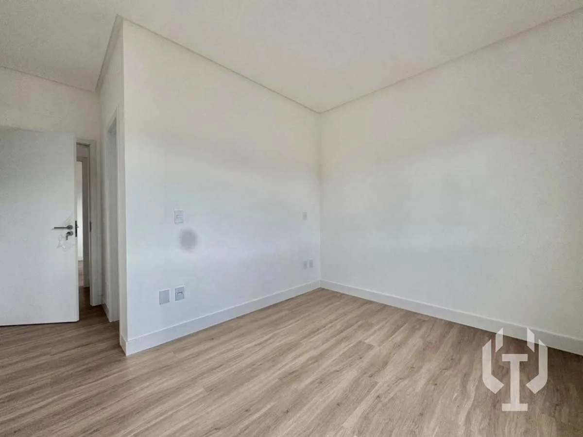 Imagem Apartamento à venda, no Grand vivare em Itapema, Centro, com 3 quartos, 127m2