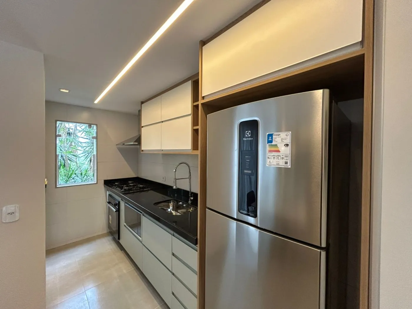 Imagem Casa em Condomínio para Venda em Petrópolis / RJ no bairro Quarteirão Brasileiro