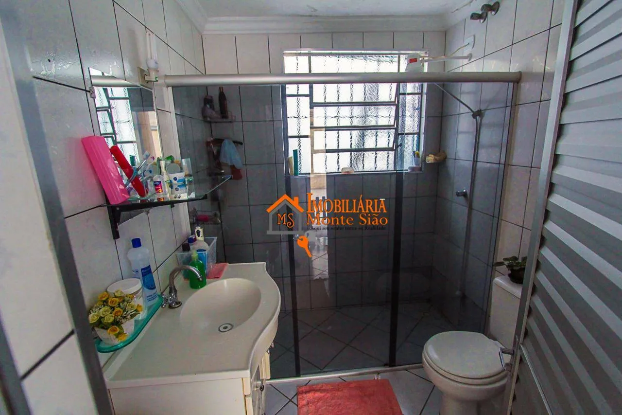 Imagem Sobrado com 4 dormitórios à venda, 178 m² por R$ 750.000,00 - Jardim Santa Mena - Guarulhos/SP