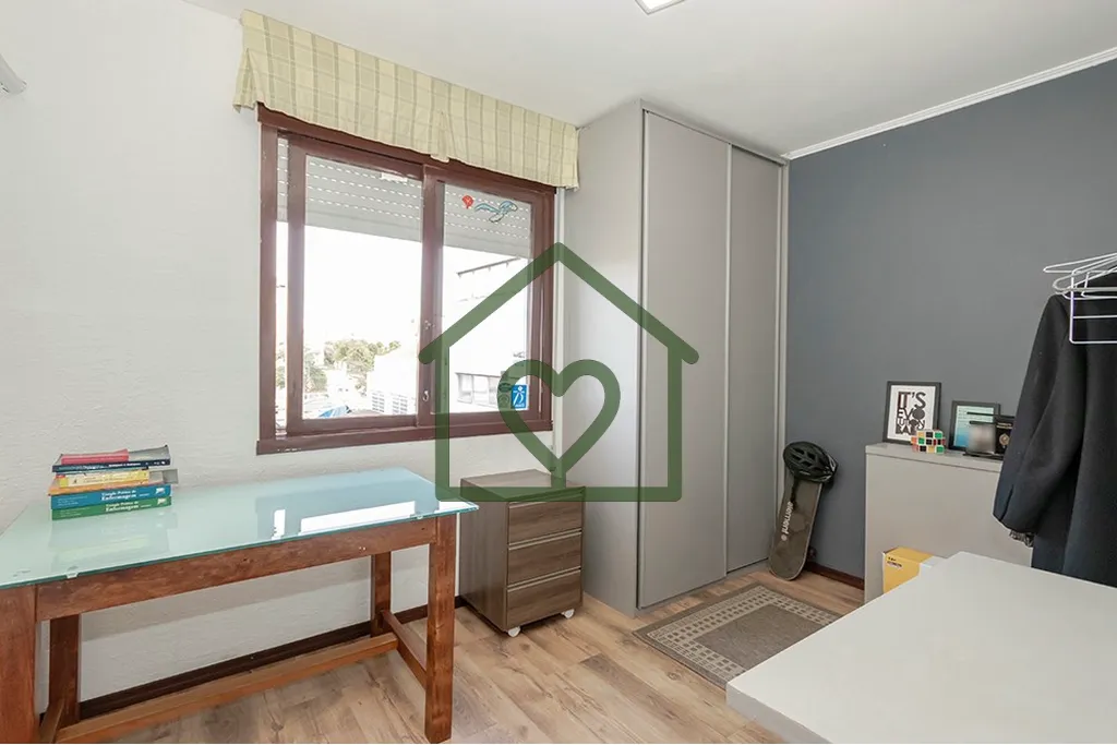 Imagem **Cobertura à Venda em Passo D'Areia, Porto Alegre 3 Quartos 245m²** Descubra a cobertura dos seus...