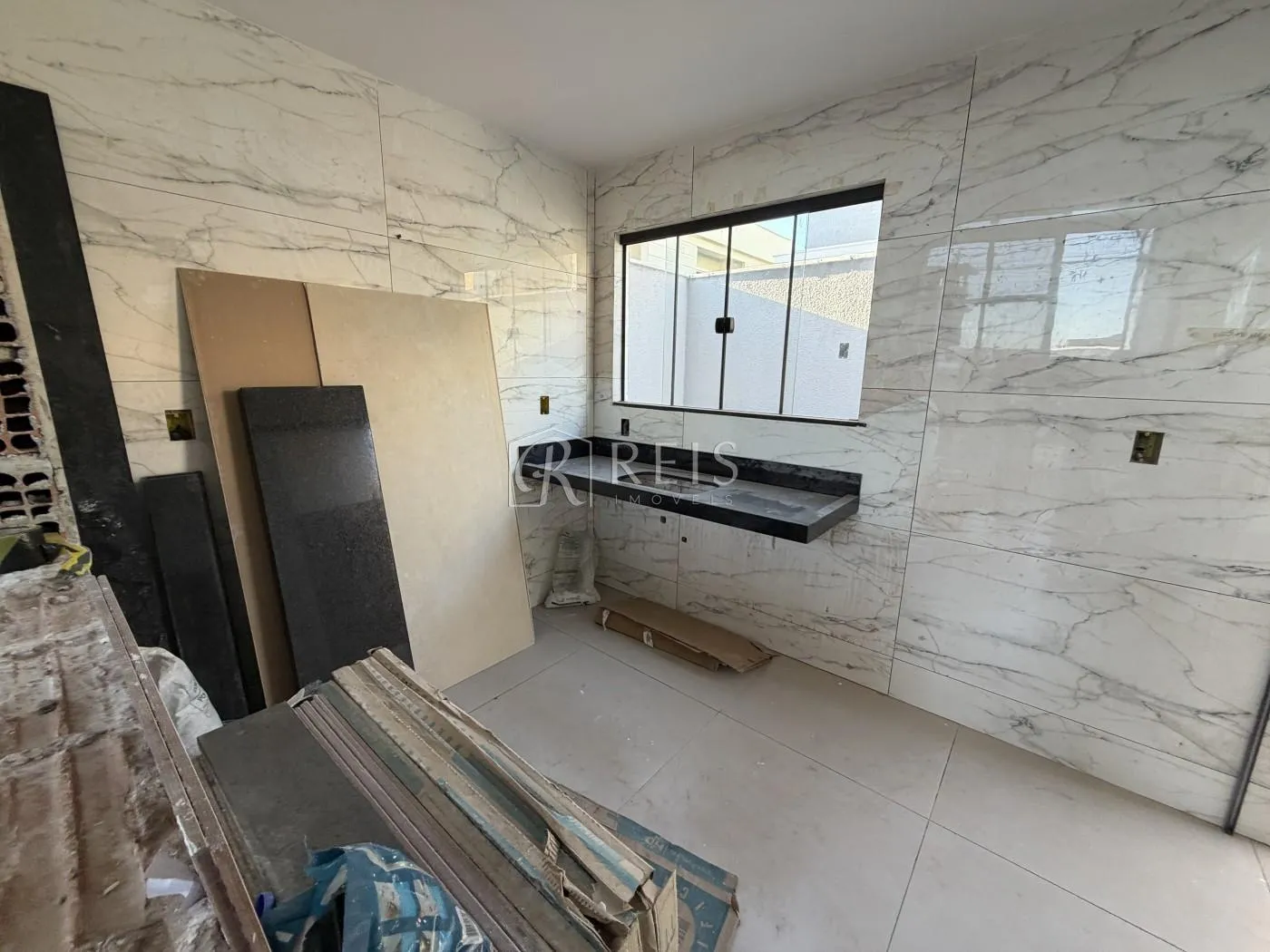 Imagem Casa para Venda em Rio das Ostras, Enseada das Gaivotas, 3 dormitórios, 1 suíte, 2 banheiros, 1 vaga