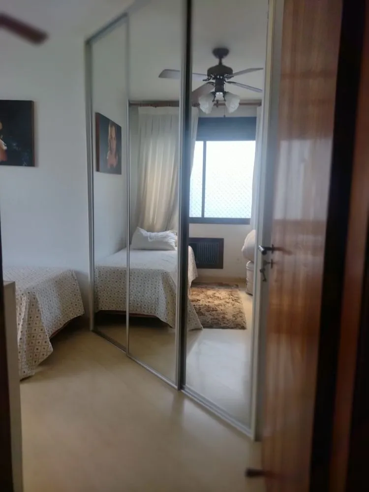Imagem Cobertura 162m² semimobiliada no Menino Deus