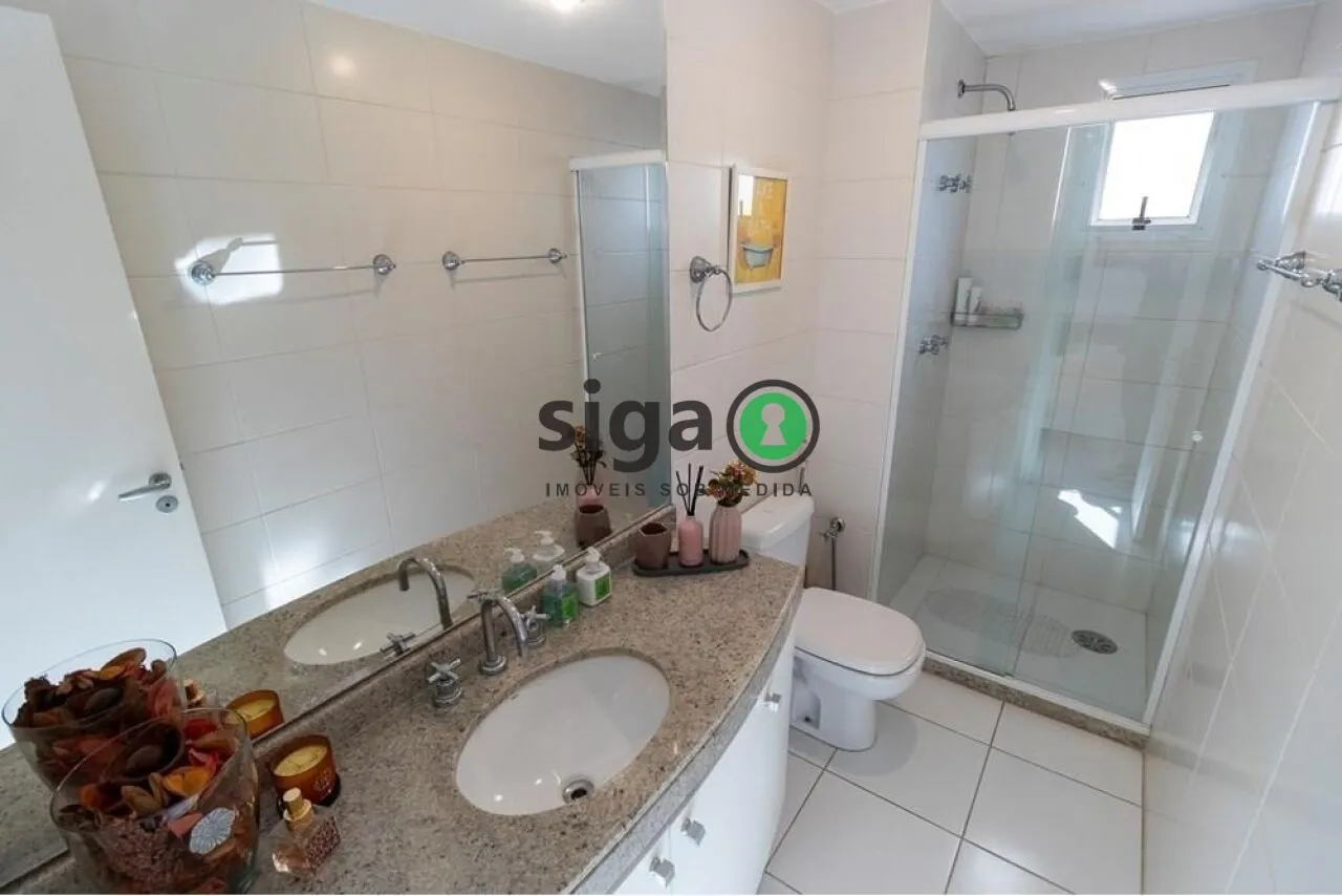 Imagem Apartamento a venda no Condomínio Villagio Panamby, com 4 quartos e 4 vagas. AVALIA PERMUTA