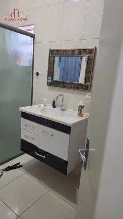 Imagem Casa 220m² - 3 Dorm - 2 Suítes - 2 Vagas.