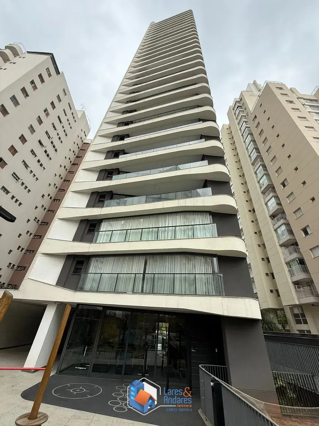 Imagem Apartamento para venda em Vila Olímpia com 3 quartos, sendo 3 suítes, 152m²