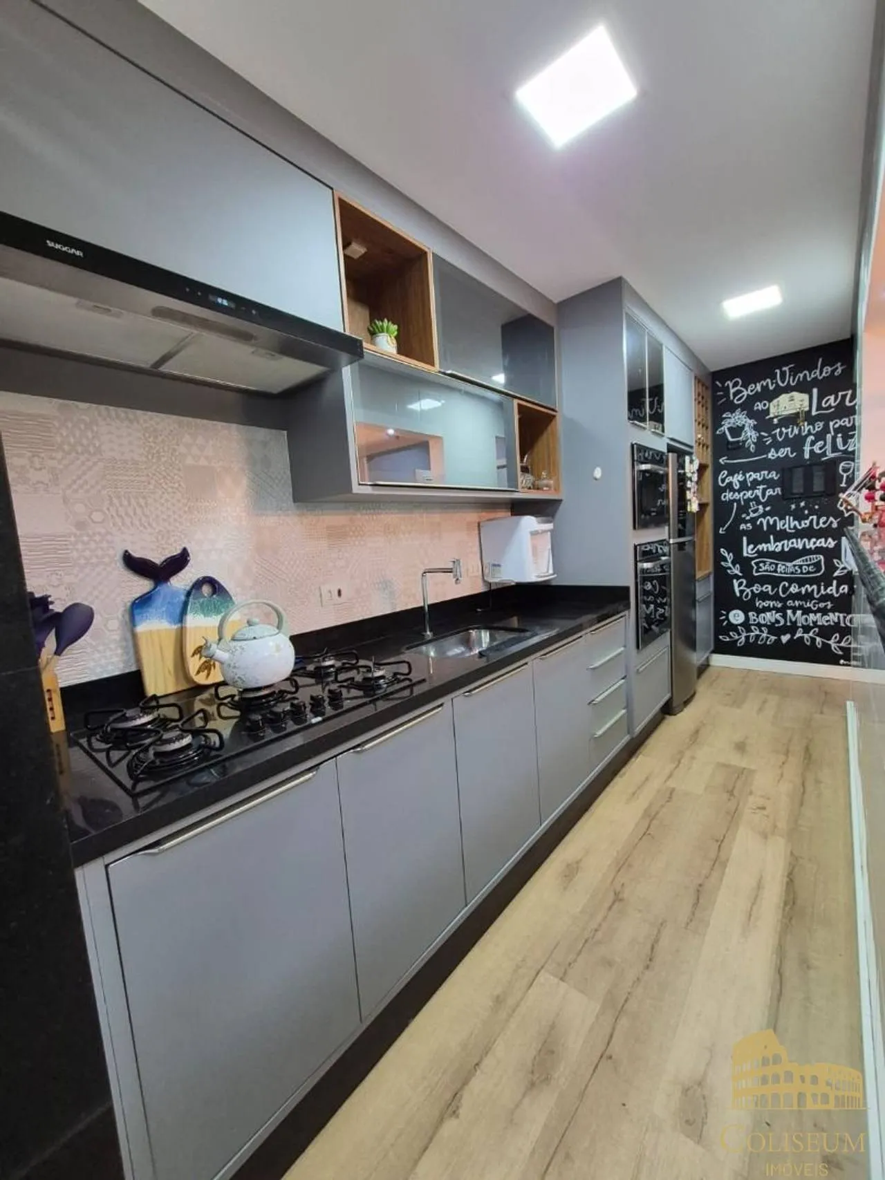 Imagem Apartamento com 2 dormitórios à venda, 62 m² por R$ 480.000,00 - Vila Assunção - Praia Grande/SP