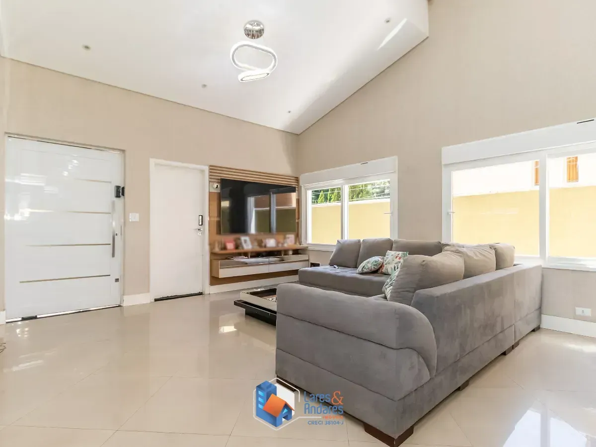 Imagem Casa para venda em City América com 4 quartos, sendo 2 suítes, 246m²