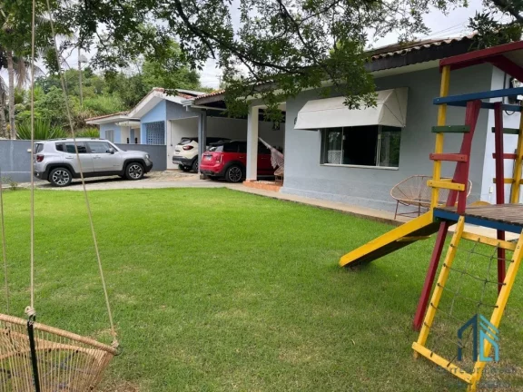 Imagem Casa em Condomínio a venda, 04 quartos sendo duas suítes, piscina em Cajati SP