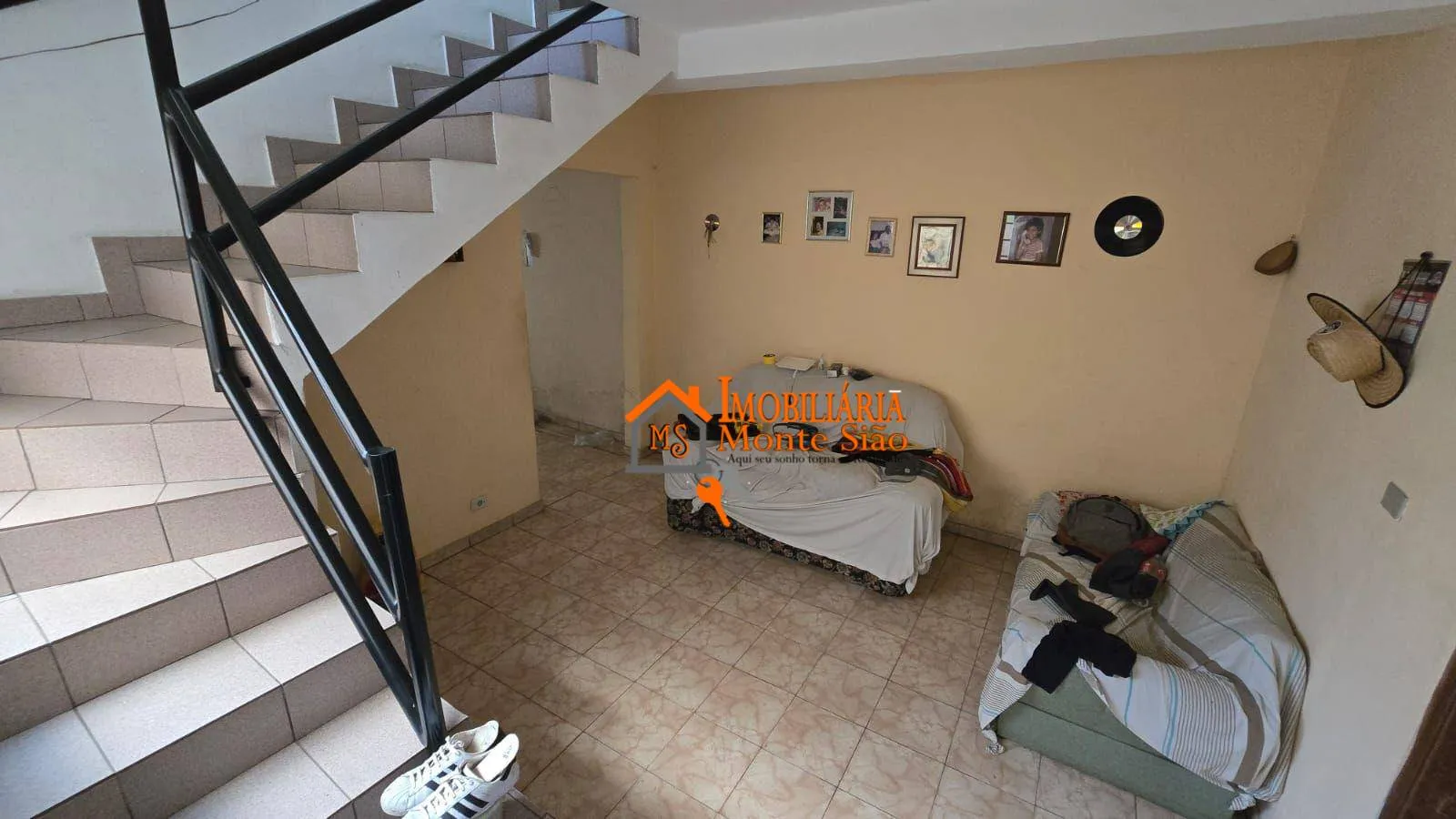 Imagem Sobrado com 5 dormitórios à venda, 250 m² por R$ 600.000,00 - Jardim Adriana - Guarulhos/SP