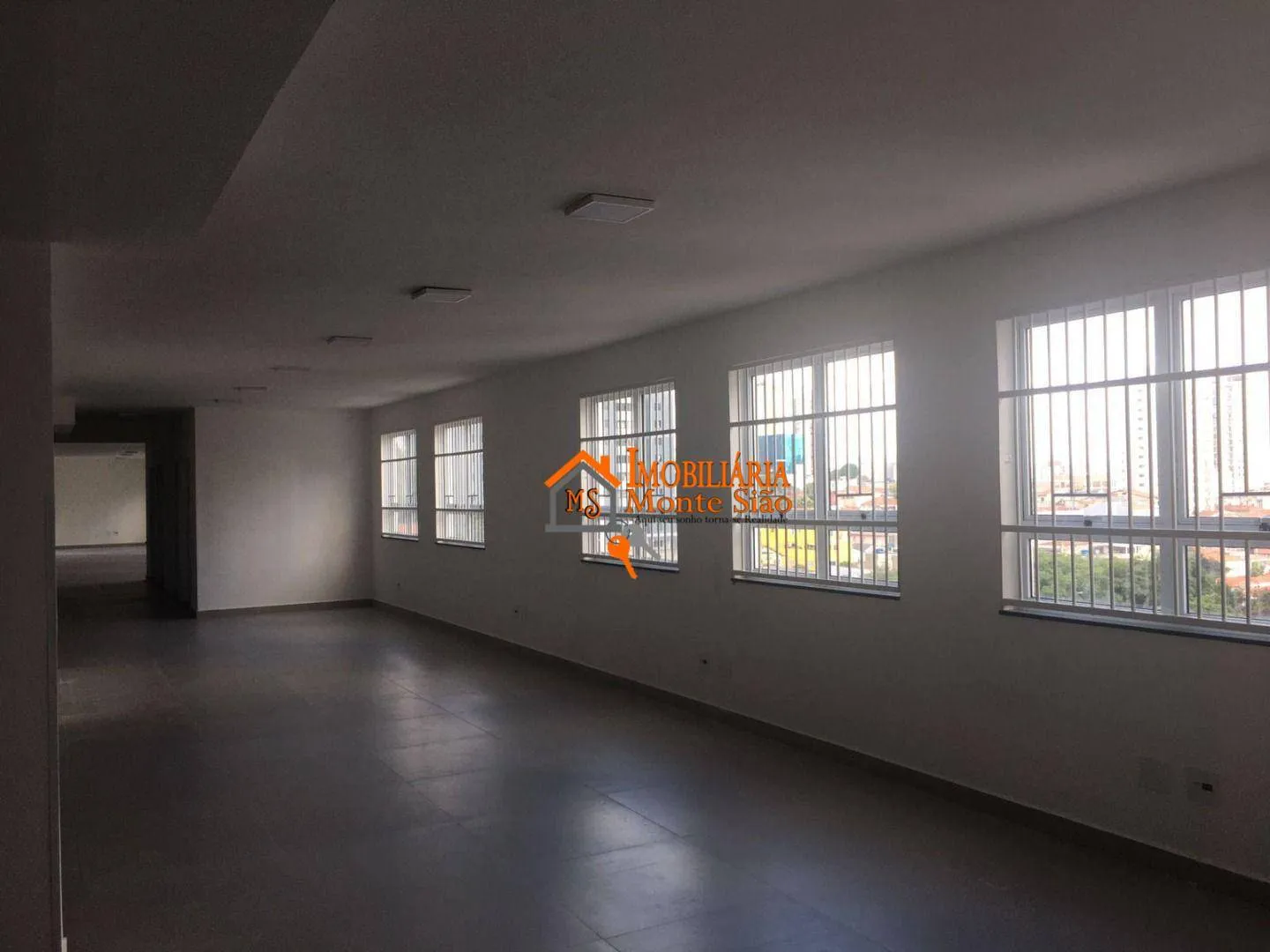 Imagem Galpão para alugar, 1861 m² por R$ 130.405,00/mês - Penha de França - São Paulo/SP