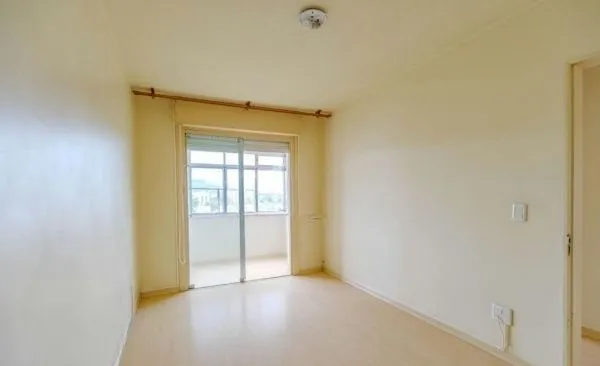 Imagem Apartamento na Medianeira de 2 dormitórios e vaga DESOCUPADO