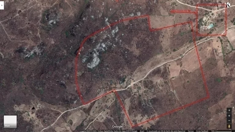 Imagem Venda terreno em carapotos