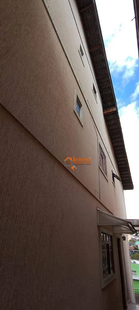 Imagem Sobrado com 4 dormitórios à venda, 160 m² por R$ 860.000,00 - Jardim Zaira - Guarulhos/SP