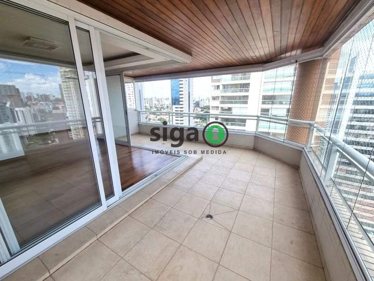 Imagem Apartamento no Brooklin | 205 m² - 3 Suítes - Andar Alto - Hall Privativo